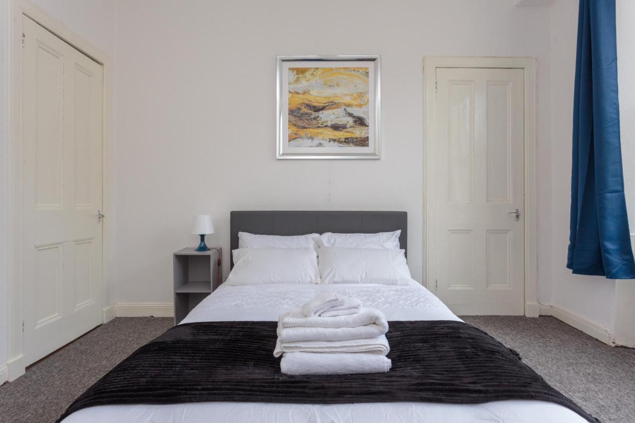 Fountain Park Apartment 1Bed เอดินบะระ ภายนอก รูปภาพ