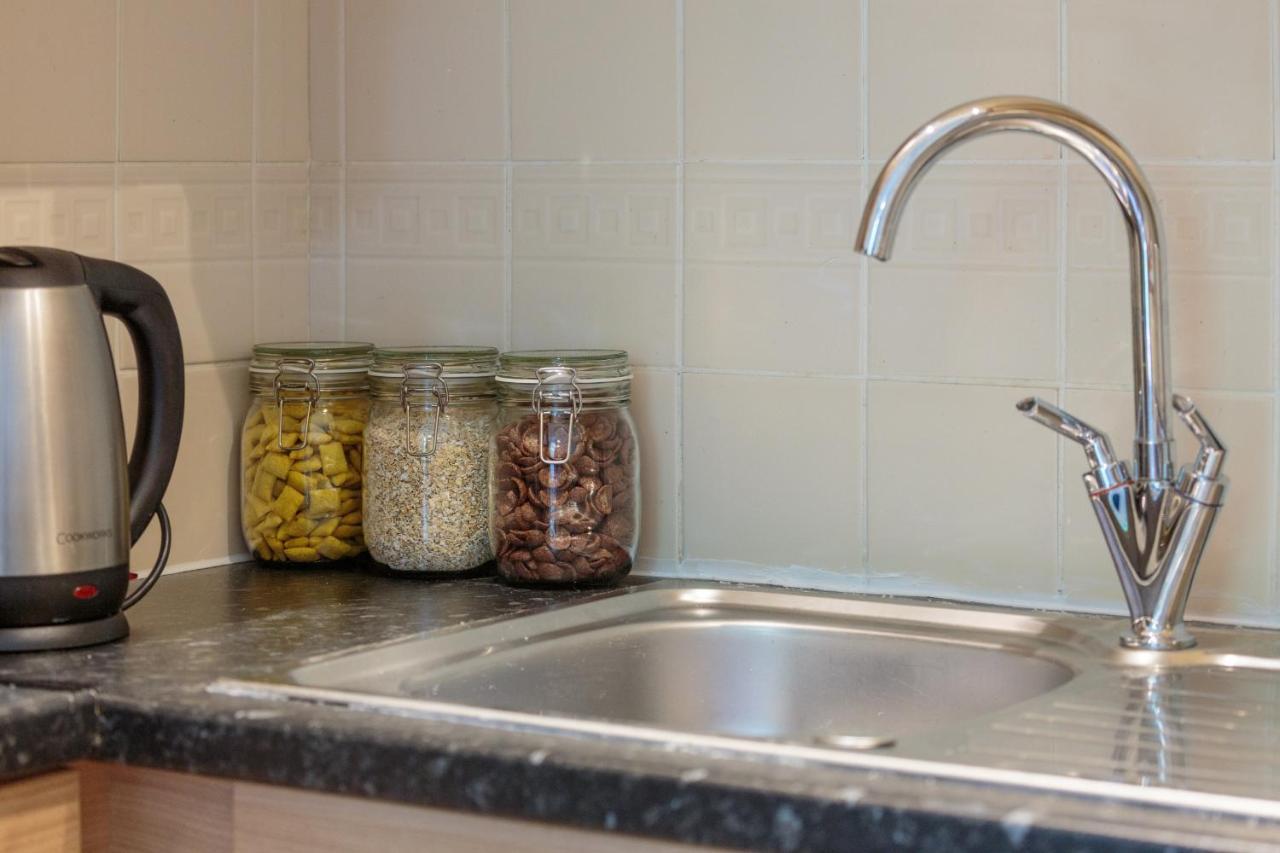 Fountain Park Apartment 1Bed เอดินบะระ ภายนอก รูปภาพ
