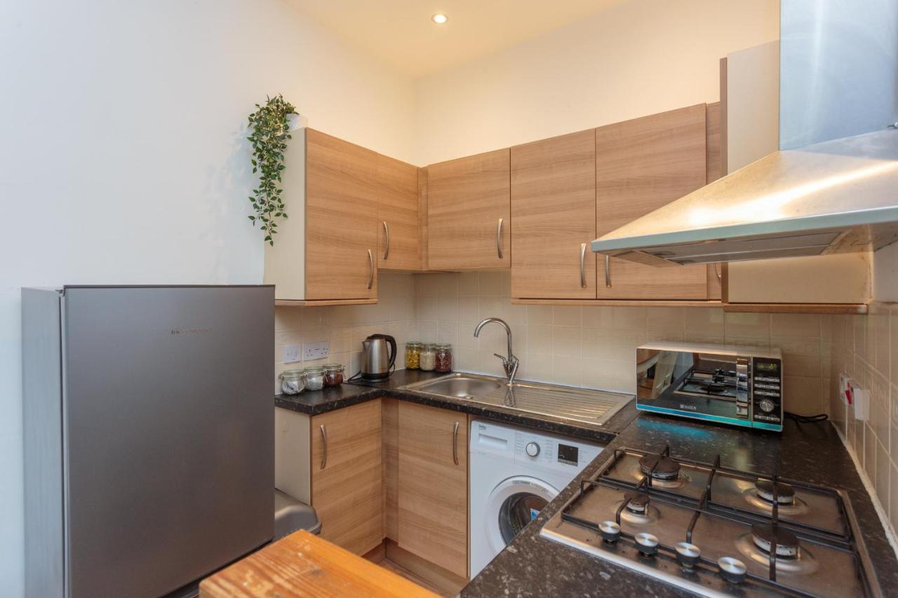 Fountain Park Apartment 1Bed เอดินบะระ ภายนอก รูปภาพ